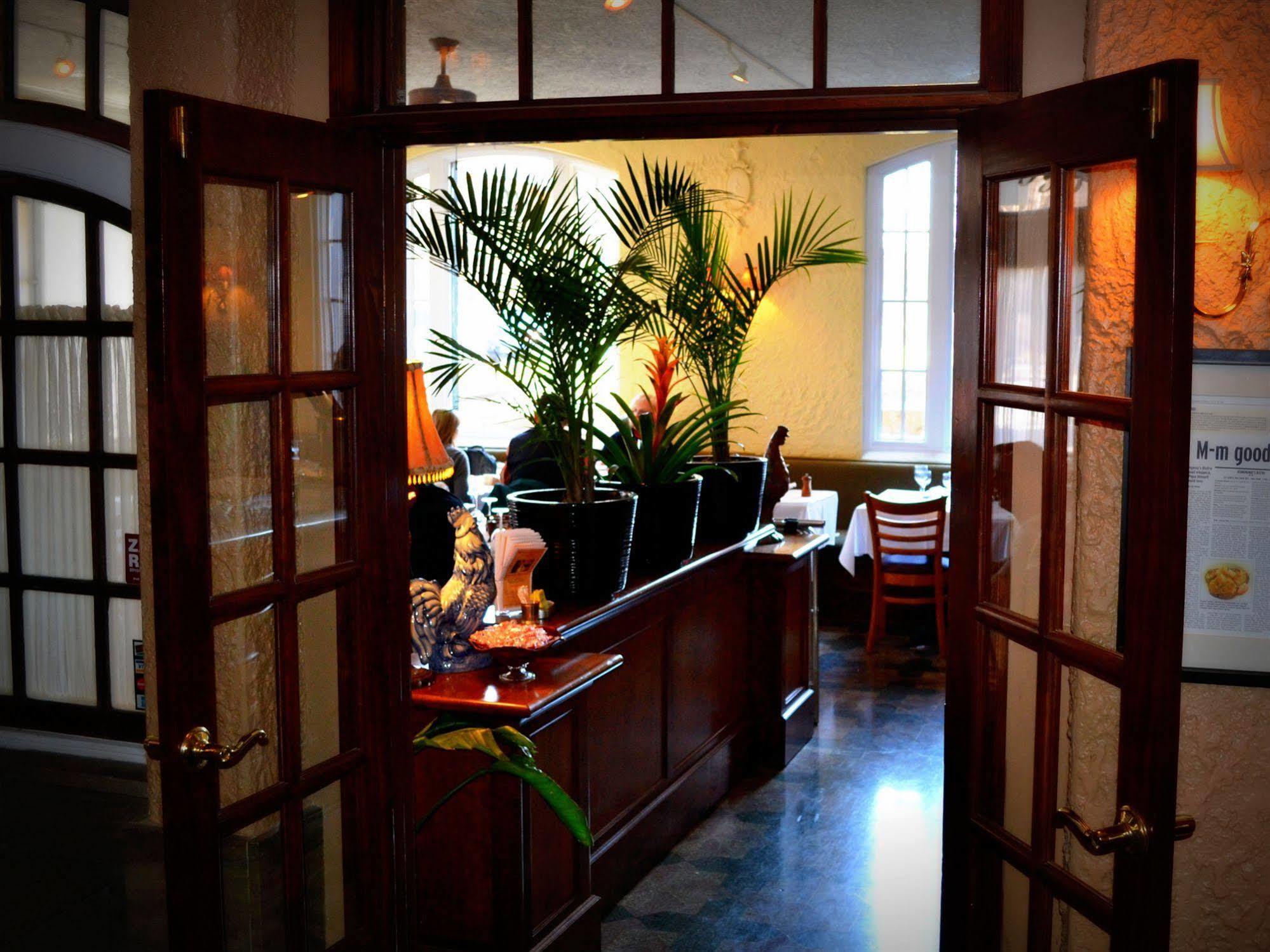 The Write Inn Hotel オーク・パーク エクステリア 写真
